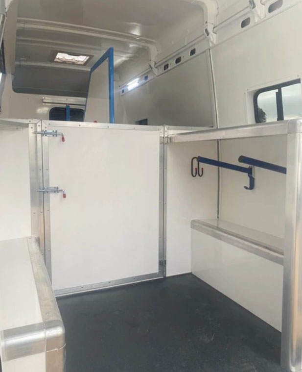 3.5 Ton Horsebox For Sale